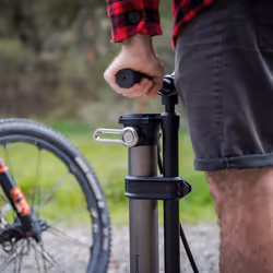 Blackburn 7085522 pompe à pied pneumatique Noir Vélo - Vue supplémentaire 4