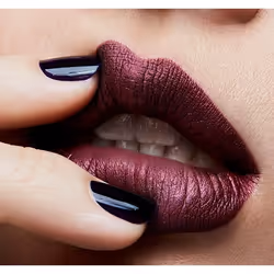 MAC Retro Matte Liquid Lipcolour Metallics Crowned 5ml