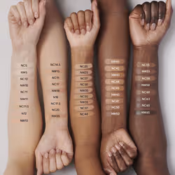 MAC Cosmetics Studio Radiance 24hr correcteur de teint 11 ml NW11 - Vue supplémentaire 3
