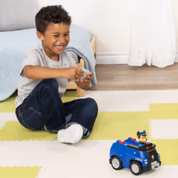 PAW Patrol La Pat' Patrouille - - Voiture RC Chase - Voiture télécommandée avec Télécommande Adaptée Aux Petites Mains - Voiture Pat' Patrouille - Jouet Enfant 3 Ans et + - Vue supplémentaire 5