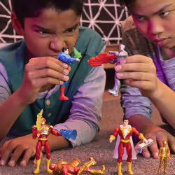 DC Comics DC UNIVERSE - FIGURINE BASIQUE 10 CM - - Figurines Articulées 10 cm À Collectionner Avec 3 Accessoires Mystère Et 1 Mission - 6056331 - Modèle Aléatoire - Jouet Enfant 3 Ans et + - Vue supplémentaire 4