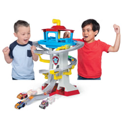 PAW Patrol LA PAT' PATROUILLE – QUARTIER GÉNÉRAL + 2 VÉHICULES TRUE METAL – Jouet Univers Pat' Patrouille Avec 2 Véhicules Chase Et Marcus – – 6058281 – Jouet Enfant 3 Ans et +