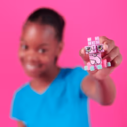 Spin Master Pixobitz , Pack Métallisé avec 156 perles exclusives à fusionner à l'eau, Décos et accessoires, Créations 3D et 2D sans chauffer, Jouets d'art pour enfant - Vue supplémentaire 6