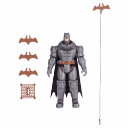 DC Comics BATMAN - Figurine Batman Deluxe 30 Cm - Figurine Articulée Batman 30 Cm - Avec Effets Sonores Et Lumineux - 5 Accessoires - Créez Vos Aventures Et Combats - Jouet Enfant 3 Ans Et +