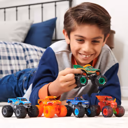 Monster Jam , Monster trucks officiels en métal moulé Batman Vs. Megalodon Die-Cast, échelle 1:64, jouets pour garçons à partir de 3 ans - Vue supplémentaire 6