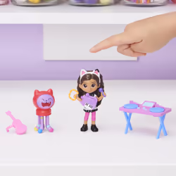 Gabby's Dollhouse Gabby et la Maison Magique - - 2 FIGURINES ET ACCESSOIRES - Gabby, 1 Figurine Chat, Accessoires - Dessin Animé Gabby Et La Maison Magique - Jouet Enfant 3 Ans et + - Modèle Aléatoire - Vue supplémentaire 8