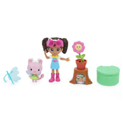 Gabby's Dollhouse Gabby et la Maison Magique - - PACK 2 FIGURINES ET ACCESSOIRES - Coffret Jardin Enchanté - Gabby, 1 Figurine Chat Et Accessoires - Dessin Animé Gabby Chat - Jouet Enfant 3 Ans et +