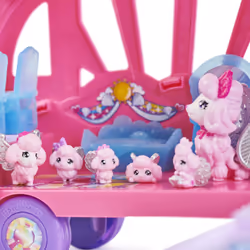 Hatchimals - PLAYSET CAMPING CAR ARC-EN-CIEL FAMILLE SURPRISE - Camping-Car Transformable Pour Aventures Inédites Avec Figurines À Collectionner - Thème Famille - Jouet enfant 5 Ans et + - Vue supplémentaire 4