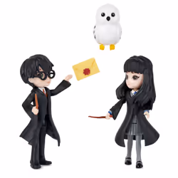 Wizarding World HARRY POTTER - PACK AMITIÉ MAGICAL MINIS HARRY & CHO - Coffret Amitié 2 Figurines Poupées Articulées Harry et Cho 8 cm Avec Accessoires - 6061832 - Jouet Enfant 5 ans et +