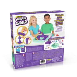 Kinetic Sand , Coffret Bac à sable, 454 g de sable violet, bac à sable, 4 moules et outils, jouets sensoriels pour les enfants à partir de 3 ans