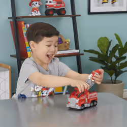 PAW Patrol PAT PATROUILLE LE FILM - Camion Pompier Pat Patrouille - Véhicule de Secours avec fonction Transformation et Lance-Projectiles et Figurine Amovible Chiot Marcus
