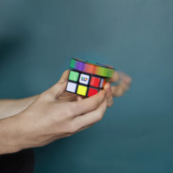 RUBIK'S SPEED