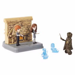 Wizarding World HARRY POTTER - PLAYSET 2 EN 1 LA SALLE SUR DEMANDE MAGICAL MINIS - Univers Magique 2 en 1 Avec 4 Figurines et Accessoires - Sortilège Patronus - 6063901 - Jouet Enfant 5 ans et +