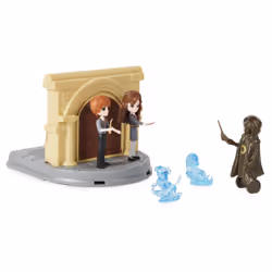 Wizarding World HARRY POTTER - PLAYSET 2 EN 1 LA SALLE SUR DEMANDE MAGICAL MINIS - Univers Magique 2 en 1 Avec 4 Figurines et Accessoires - Sortilège Patronus - 6063901 - Jouet Enfant 5 ans et + - Vue supplémentaire 4