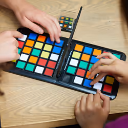 Rubik’s RACE - Jeu de Casse-Tête Coloré - Jeu de société Classique 3X3 - Stratégie Ultime face à face - Jeu pour deux joueurs - Jeux de société - Jouet Enfant 7 Ans et +
