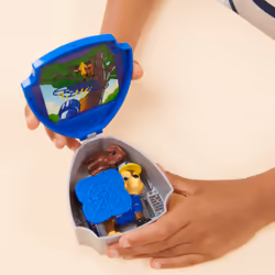 PAT' PATROUILLE BIG TRUCK PUPS - FIGURINE HERO PUP - Rejoins Pat' Patrouille Mission Camion avec 1 Figurine Chiot, 1 Petit Animal Et Accessoires - Paw Patrol - Jouet Enfant 3 Ans + - Modèle Aléatoire