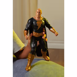 FIGURINE 30 CM Black Adam