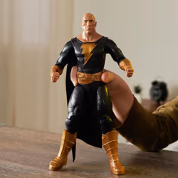 FIGURINE 30 CM Black Adam - Vue supplémentaire 4