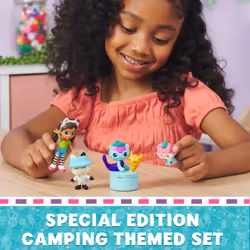Gabby's Dollhouse DreamWorks , Coffret cadeau édition camping avec figurines Gabby Girl, Pandy Paws, Baby Box et MerCat, jouets à collectionner pour filles et garçons à partir de 3 ans