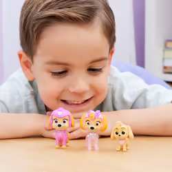 PAW Patrol : La Super Patrouille le film, Stella Super-Chiots, Coffret cadeau avec 3 figurines exclusives, jouets pour filles et garçons à partir de 3 ans