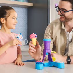 Kinetic Sand Soft Serve Station