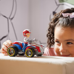 PAW Patrol - Pat Patrouille - VÉHICULE FIGURINE RYDER - Voiture 15 cm Figurine Pat Patrouille À Collectionner - Pat Patrouille Jouet - Jouet Durable Plastique Recyclé - Voiture pour Enfant 3 Ans et + - Vue supplémentaire 4