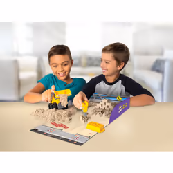 Kinetic Sand SABLE MAGIQUE - CHANTIER CREUSER ET DEMOLIR 454 G + 4 ACCESSOIRES - Créez Différentes Formes Hypnotisantes avec Ce Sable Magique comme De La Pâte A Modeler - Jouet Enfant 3 Ans Et +