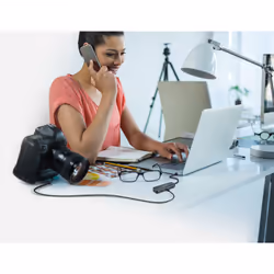 D-Link Hub USB-C 5-en-1 avec lecteur de carte DUB-2325 - Vue supplémentaire 4