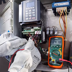 FLIR PROFESSIONAL MULTIMETER TRUE RMS W-NCV multimètre Multimètre numérique