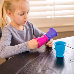 Fat Brain Toy Co. FA183-1 Tasse Couleurs assorties 6 pièce(s) - Vue supplémentaire 9