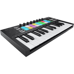 Novation LAUNCHKEY-MINI-MK3 - Clavier contrôleur MIDI  mini touches - 25 notes - 16 pads