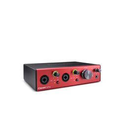 Focusrite Clarett + 2Pre