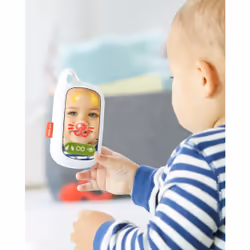 Skip Hop Explore & More Selfie Phone
