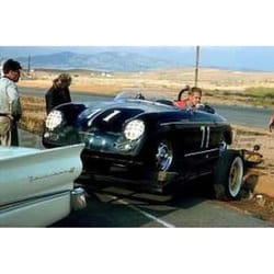 Voiture Miniature de Collection - GREENLIGHT COLLECTIBLES - PORSCHE 356 Speedster - Steve McQueen 1958 - Noir
