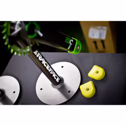 Cache protecteur de manivelles Race Face Boot Pedal
