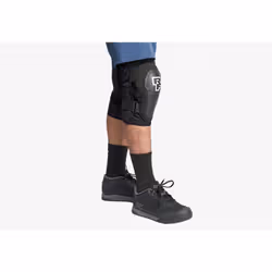 Race Face Roam Knee Noir Nylon