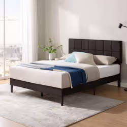 Charme moderne et confort exceptionnel Transformez votre chambre avec le cadre de lit Carly, qui allie élégance et confort. C ...