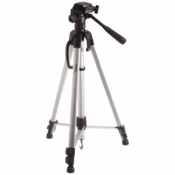 AmazonBasics WT3540, 3 pieds, Aluminium, Noir, 152,4 cm, 1,36 kg