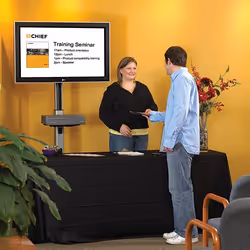 Chief MFCUB support pour téléviseur 65" Noir
