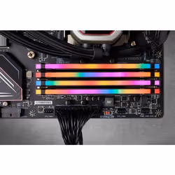 Corsair Vengeance RGB CMW32GX4M4C3200C16 module de mémoire 32 Go 4 x 8 Go DDR4 3200 MHz - Vue supplémentaire 5