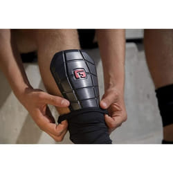 Protège-tibias G-Form Pro-S Blade CE