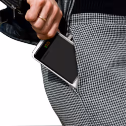 Cygnett CY5278PBCHE banque d'alimentation électrique Lithium-Ion (Li-Ion) 10000 mAh Recharge sans fil Noir - Vue supplémentaire 5