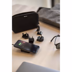 mophie 401302090 chargeur d'appareils mobiles Smartphone Noir Secteur, Allume-cigare, USB Recharge sans fil Intérieure