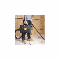 Description générale L'aspirateur eau et poussière R15VAC est l'outil idéal pour vos travaux d'atelier et de nettoyage généra ...