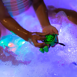 glo Pippa Pal Figurines pour le bain Vert