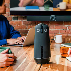 Owl Labs Meeting Owl 4+ – Caméra de visioconférence intelligente 4K, microphone et haut-parleur à 360°, avec des fonctionnalités telles que la focalisation automatique sur la personne qui parle, le zoom intelligent et l’égalisation du bruit