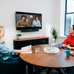 Owl Labs Appareil de visioconférence Owl Bar – Barre de visioconférence 4K avec focalisation sur l'intervenant (ajoutez un Meeting Owl 3 ou Pro pour une couverture à 360° et le passage automatique d'une caméra à l'autre) - Vue supplémentaire 4