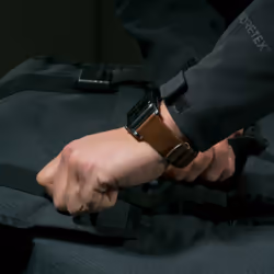 Nomad NM1A4RSM00 accessoire intelligent à porter sur soi Bande Marron Cuir - Vue supplémentaire 7