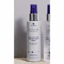 Alterna Haircare Caviar Anti-Aging Professional Styling Perfect Iron Spray aérosol capillaire de protection contre la chaleur 125 ml