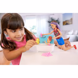 Mattel Barbie - Coffret Babysitter Heure Du Bain - Coffret Poupée Mannequin - Vue supplémentaire 4